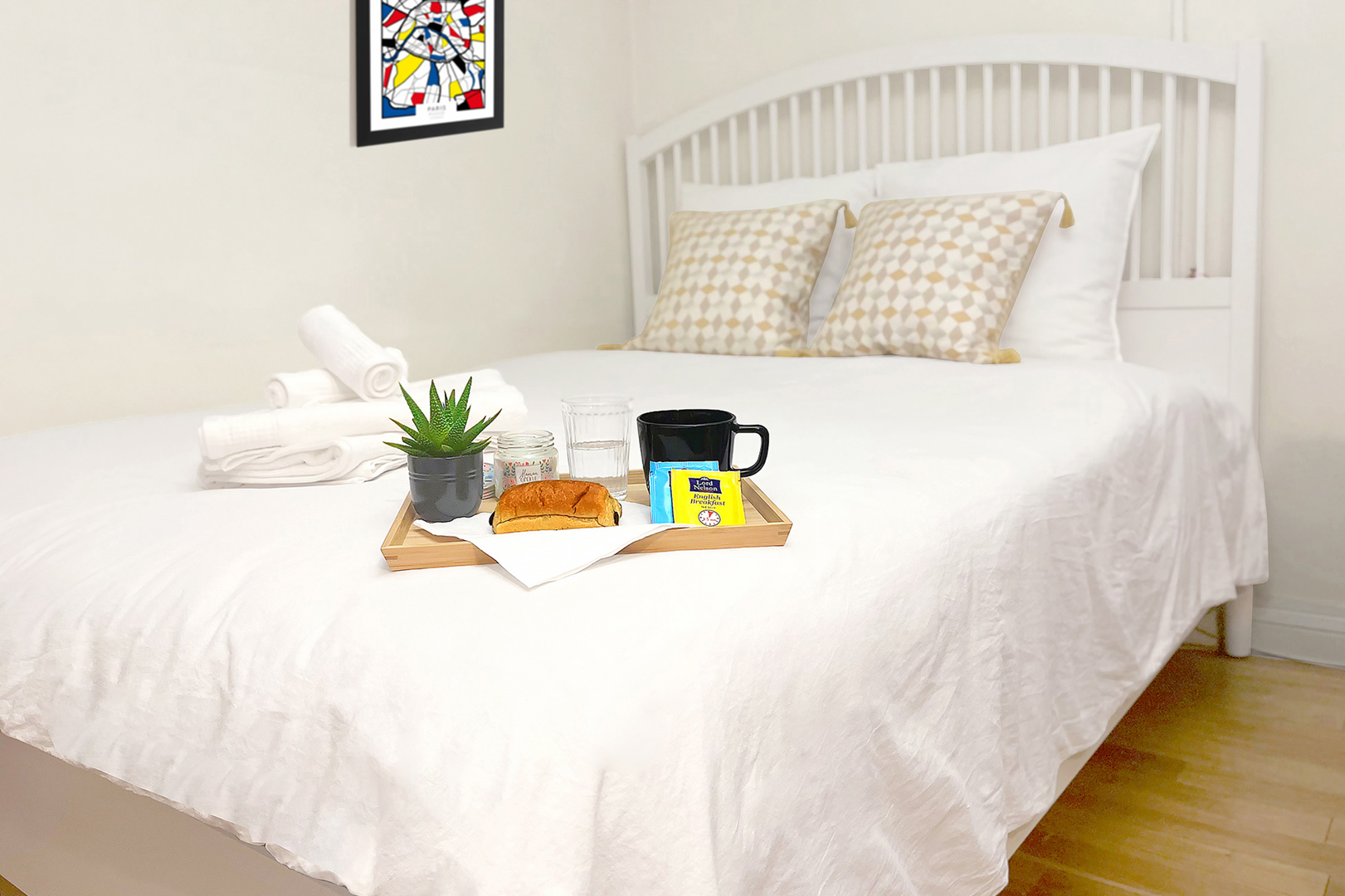 Studio Paris 16 View 1